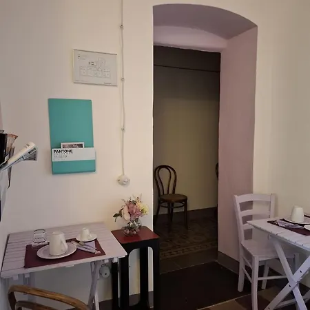 Aghinas Guest house