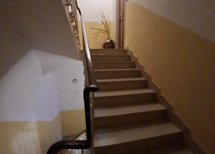 Aghinas 招待所 3*