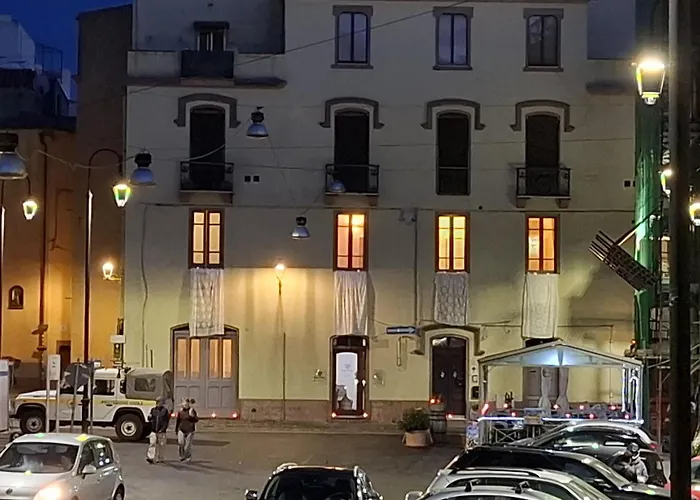 Aghinas 招待所 3*