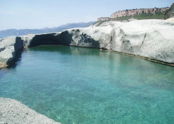 Aghinas 招待所 博萨